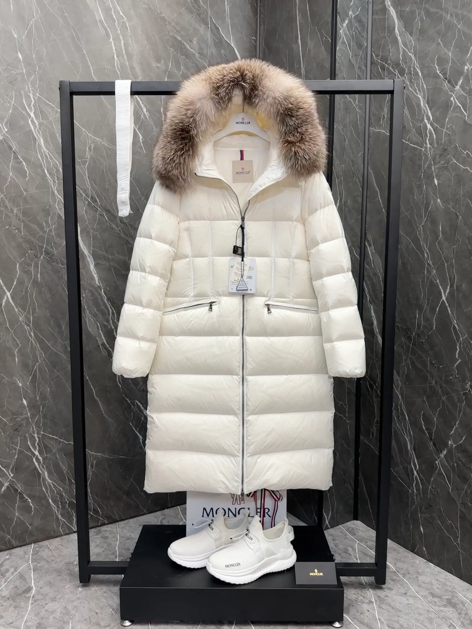 ⬆️Moncler 2025 Boed Boedic longue saison ， ， 。 (⚠️ ， ） Boed ， ， 。 longue saison ， 。 • longue saison •Longue saison • • • • ， • ， • Size：1-4